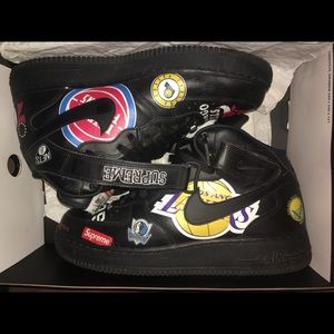 Nike x Supreme x NBA Air Force 1 Mid ‘07 (black)